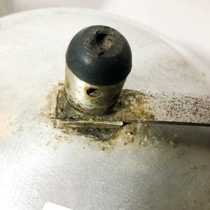Olla a Presión Marmicoc con Válvula y Colador Antiguo - imagen 2