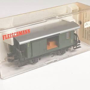 Dos Vagones de Trenes Fleischmann a Escala - imagen 5