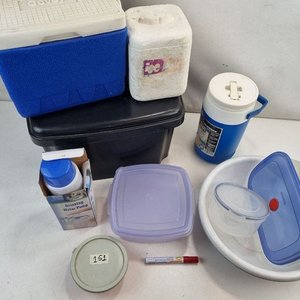 Lote Heladera Covey, Conservadora, Termo, Bomba Dispensadora y Tupperware - imagen 2