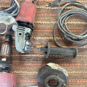 Lote siguiente: Lote de Amoladoras Eléctricas y Repuestos