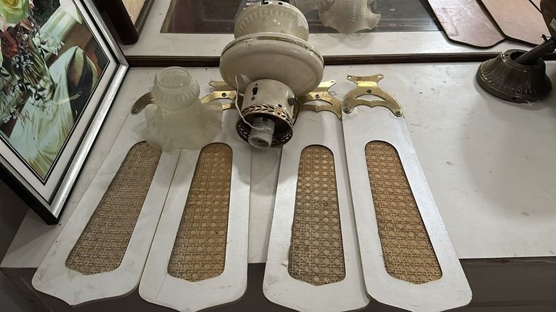 Ventilador de techo vintage con accesorios - imagen 2