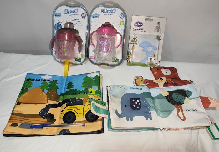 Lote de Varios para Bebé: Libros de Baño, Vasos y Mordillo