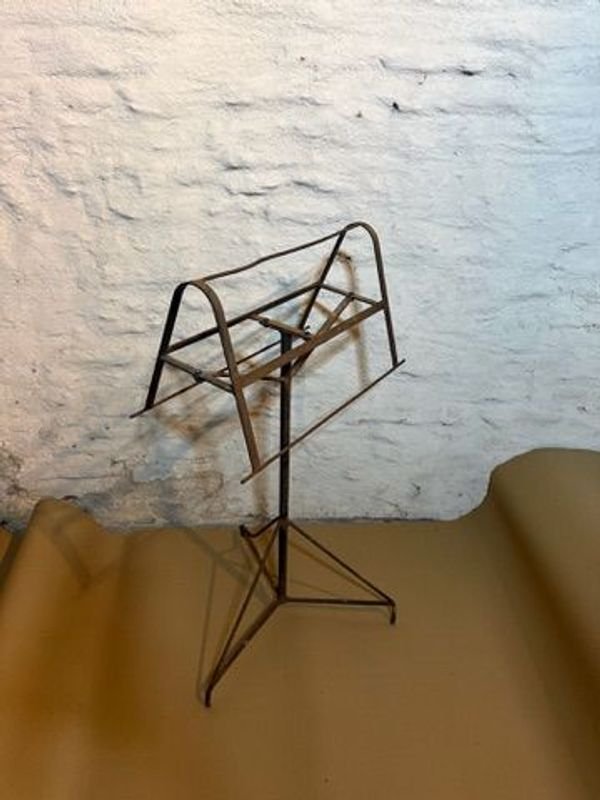 Soporte de hierro para Monturas - Accesorios para Vehículos - imagen 1