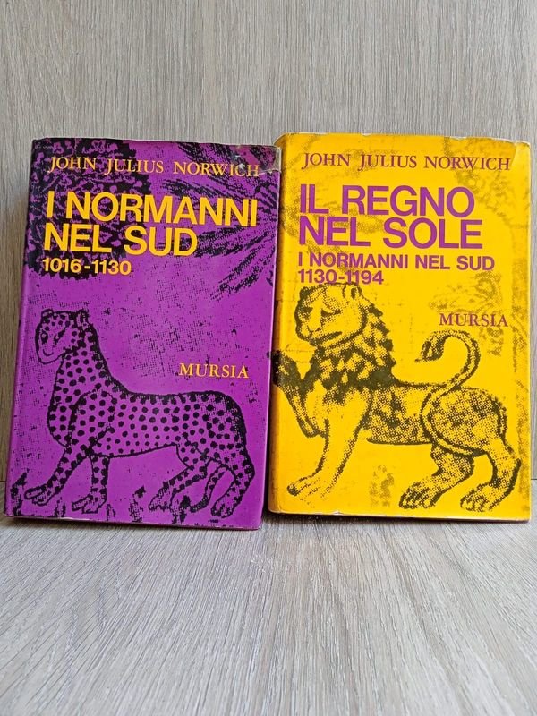 Lote siguiente: Dos libros de Historia en Italiano ( Los Normandos en Europa)