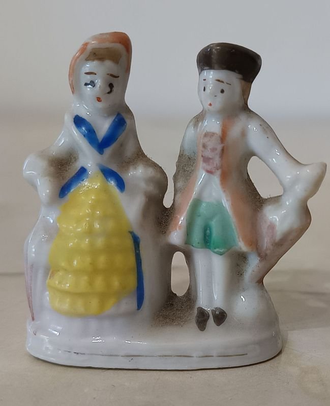 Figura de Porcelana del Período Japonés: Clasicismo - imagen 2