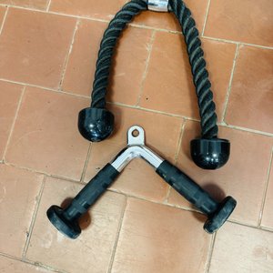 Rack de Mancuernas con Mancuernas de 15kg, 12.5kg, 10kg y Pesa Rusa de 32kg - imagen 2