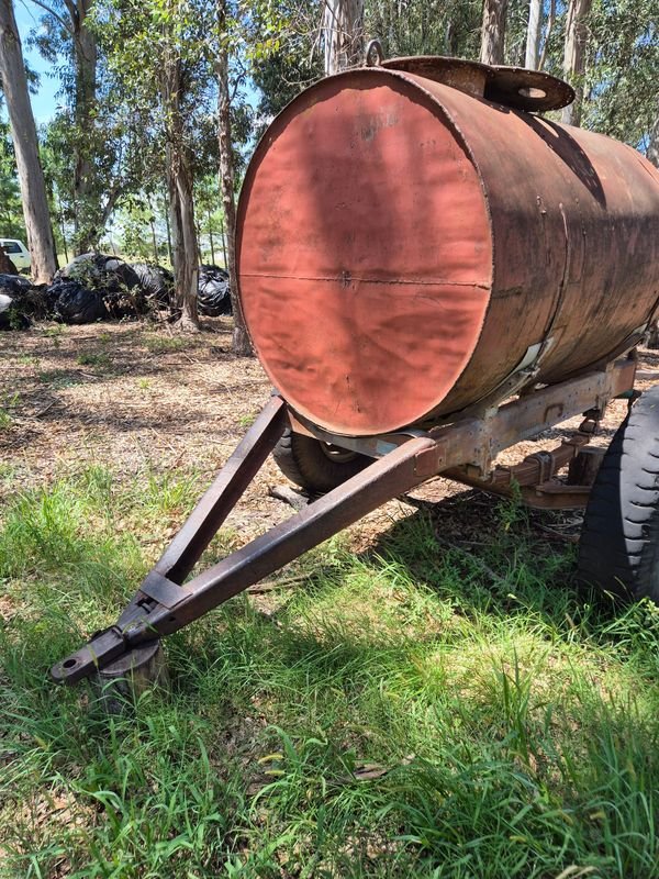 Tanque Aguatero con Trailer en Venta - imagen 3