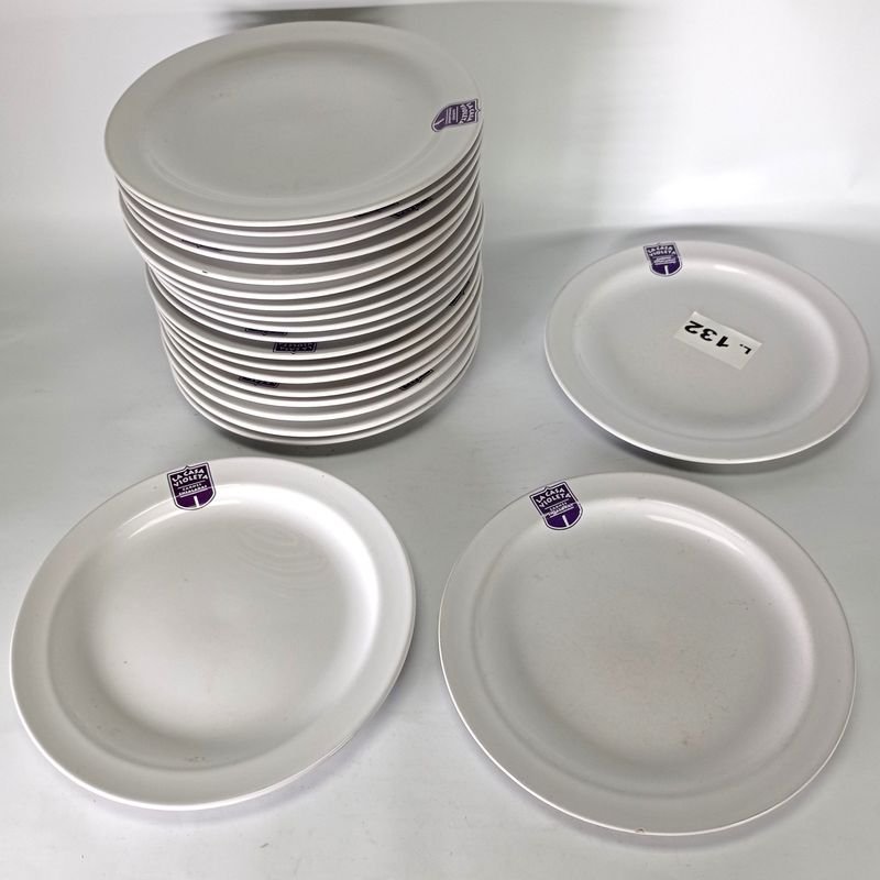 Lote anterior: Platos llanos en porcelana Olmos con publicidad de La casa Violeta