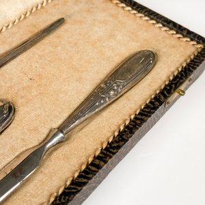 Juego de Escritorio de Plata Alemana 800, Tres Piezas con Estuche - imagen 5