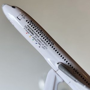 Maqueta Avión Boeing 727 Ansett Australia Escala 1/400 con Base y Accesorios - imagen 3