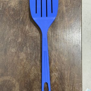 Lote de Utensilios de Cocina: Rallador, Cernidores y Cucharas - imagen 10