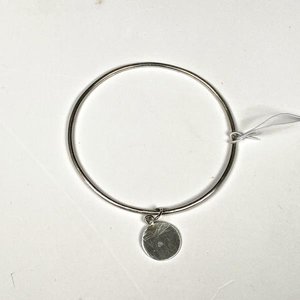 Pulsera Esclava de Plata con Medallón Grabable - imagen 1