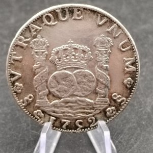 Réplica Moneda Plata 8 Reales Chile 1752 Columnaria Santiago - imagen 3