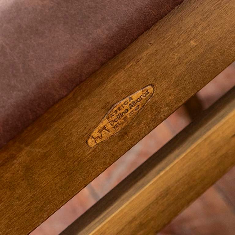 Sillas de madera tapizadas en cuerina, Delfino Alvarez - imagen 3