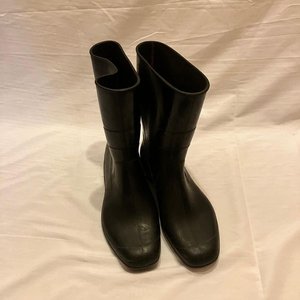Par de Botas de Lluvia Negras de Goma - imagen 3