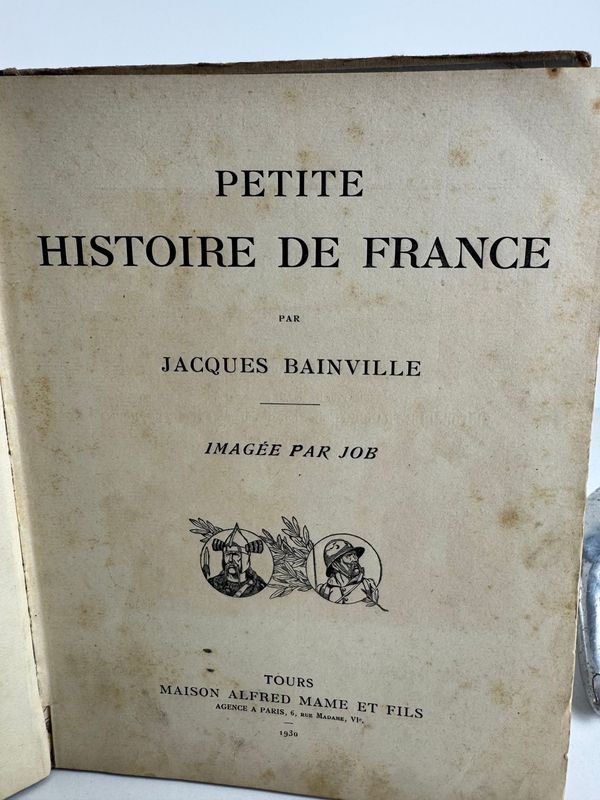 Libro de Historia de Francia, Ilustrado por Job, 1930 - imagen 2