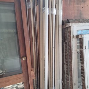 Lote anterior: Lote de Tapas de Madera: Cedro y Pino Brasil