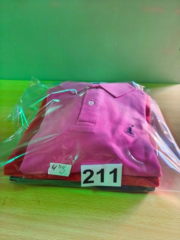 Remeras de Cuerpo Completo en Excelente Condición - imagen 2