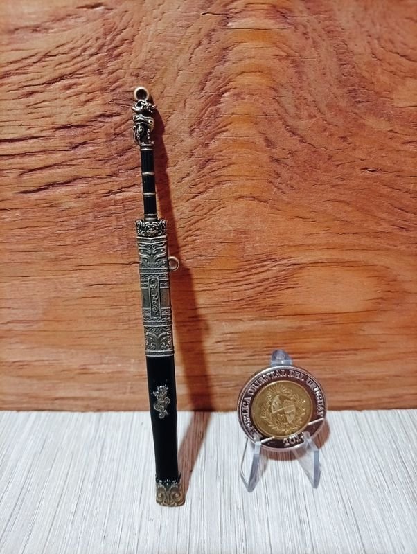 Espada China Jian en Miniatura de Metal, Réplica Histórica