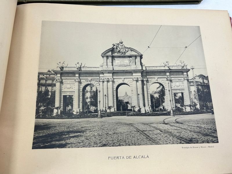Álbum fotográfico de Madrid con 24 vistas en fototipia - imagen 3