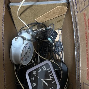 Lote siguiente: Lote de Relojes y Accesorios Electrónicos Varios
