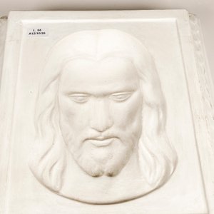 Bajo Relieve Cóncavo de Cristo, 32 x 26 cm - imagen 3