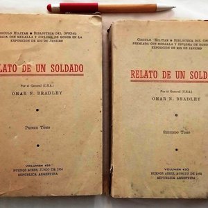 Lote anterior: Relato de un Soldado: Tomo I y II de Omar N. Bradley, Colección Círculo Militar (1954)
