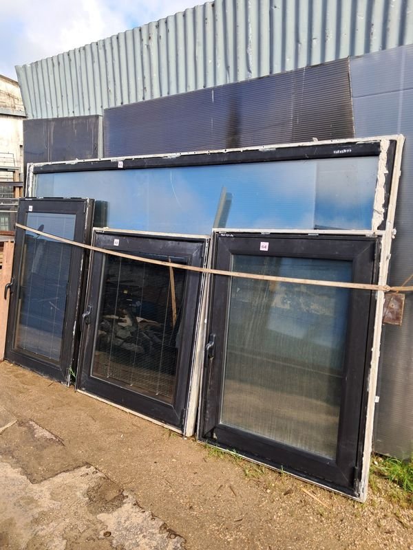 Ventana Fija Aluminio Negro DVH 167x296x7 cm con Vidrio Rajado