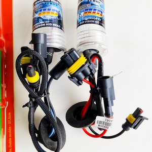 Lote: 72 Encendedores de cocina y 40 pares de luces Xenon - imagen 2