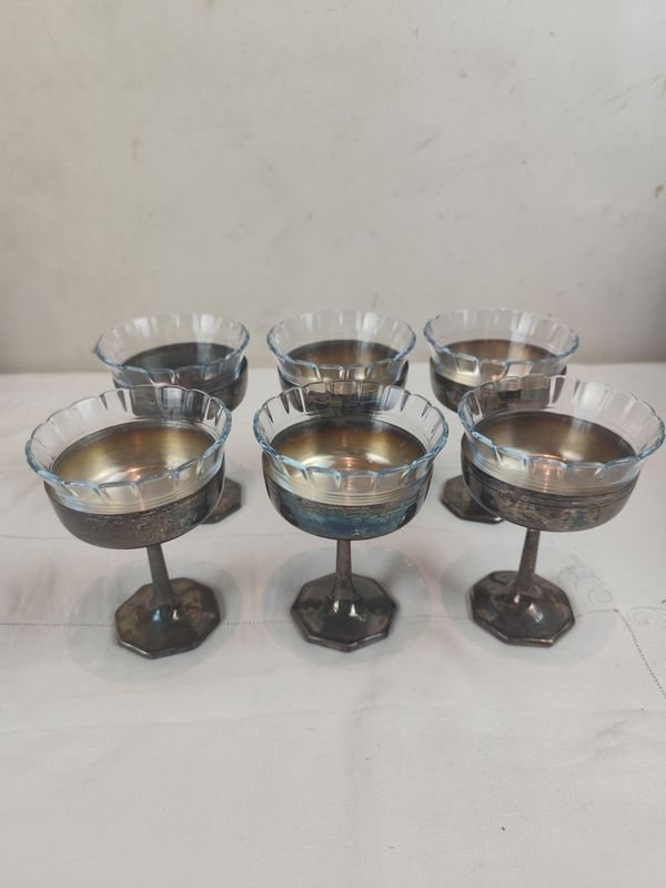 Colección de Copas y Saucers para Postres - imagen 1