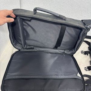 Lote de Bolsos, Maletines y Mochilas Negras Variadas - imagen 19