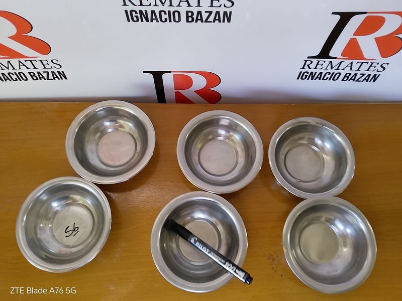 Lote siguiente: Pocillos metálicos para postres
