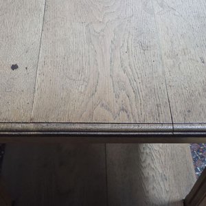Mesa de Roble Rústica con Dos Estantes - imagen 4