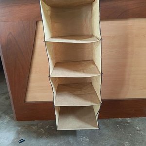 Lote siguiente: Estante Multiusos de Tela Beige con 4 Compartimentos