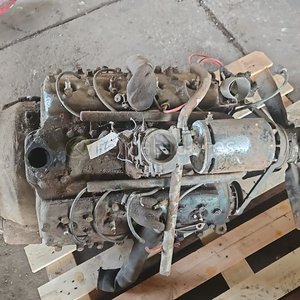 Lote anterior: Motor de Combustión Interna Antiguo para Repuestos o Restauración