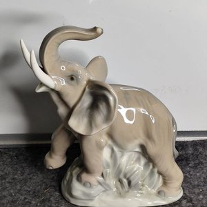 Elefante de Porcelana Decorativo - imagen 4