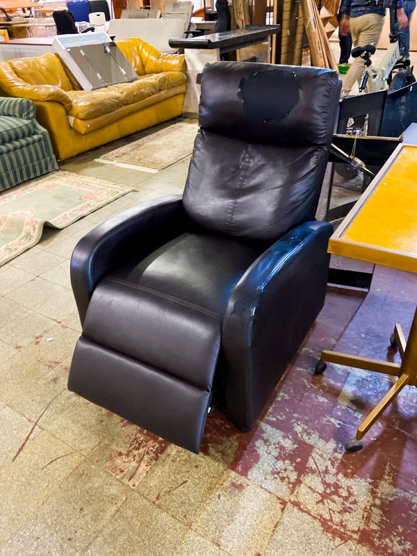 Sillón Reclinable de Cuero Negro