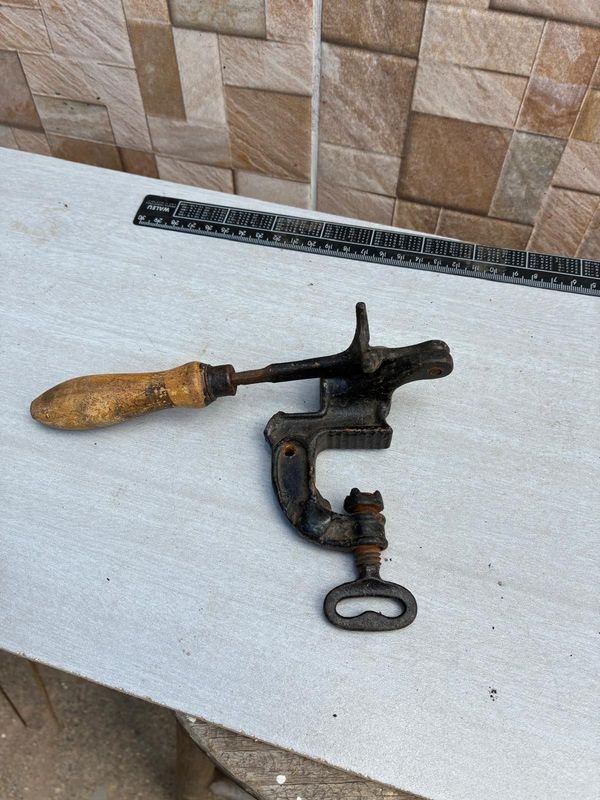 Item 876937 - Image 0