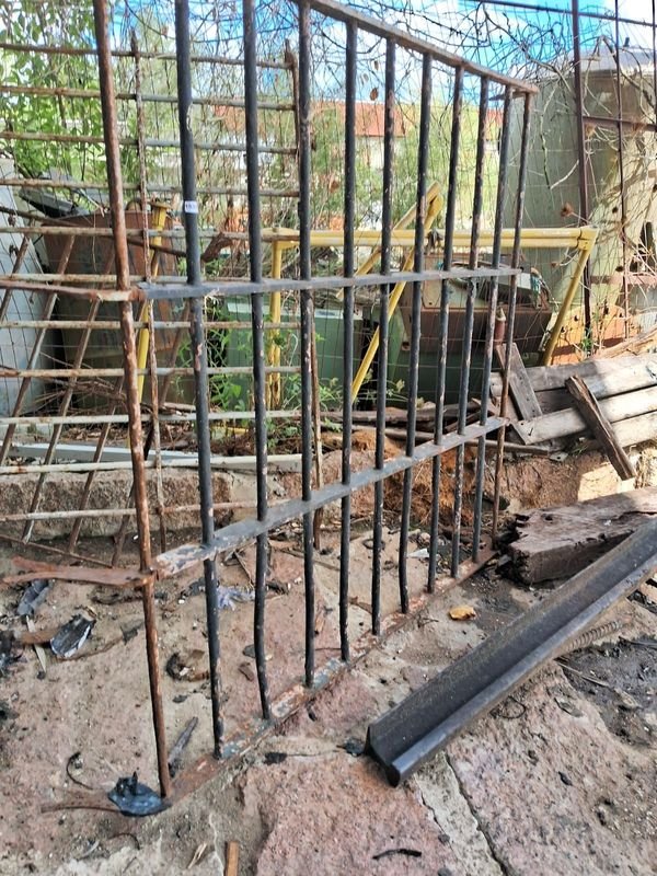 Item 896330 - Image 1