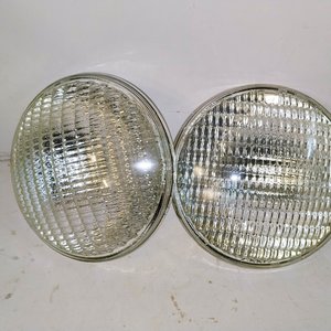Lote de 4 Lámparas PAR 56 12V 120W y 3 Lámparas PAR 56 12V 300W, con 20 Celdas de Titanio para Clorar Piscina - imagen 2