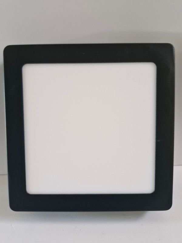 Lote anterior: Foco Iluminación Eco, 220/240 v 30.000 horas