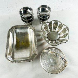 Nueve Piezas de Metal: Centros y Copas para Postre - imagen 2