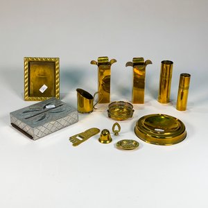 Lote anterior: Lote de 12 Piezas Vintage en Bronce y Peltre: Cenicero, Veleros, Jarras y Más