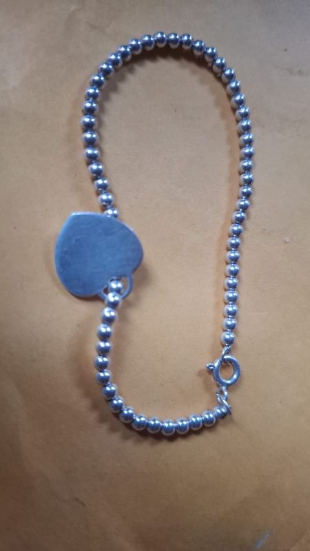 Pulsera de plata con corazón - imagen 2