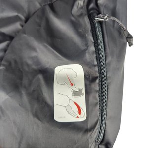 Campera Rompeviento Running Mujer Talle M Negra - imagen 3