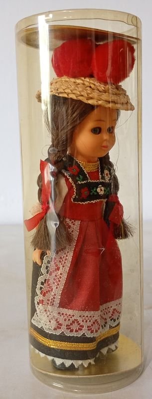 Muñeca Alemana Tradicional - Colecciónable - imagen 3