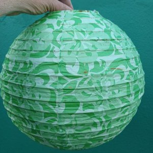 Globos de Papel Decorativos Verdes con Diseño Floral - imagen 2