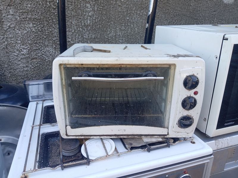 Horno Eléctrico y Cocina a Gas Bronx Tahiti II