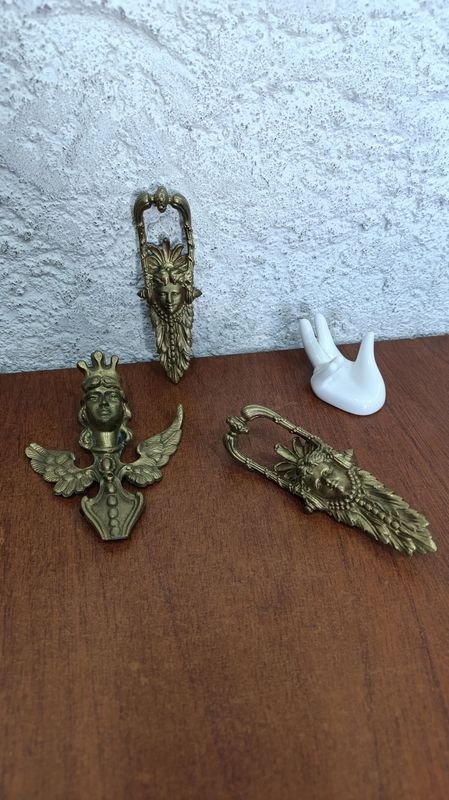 Lote siguiente: Apliques en Bronce con Diseños Intricados