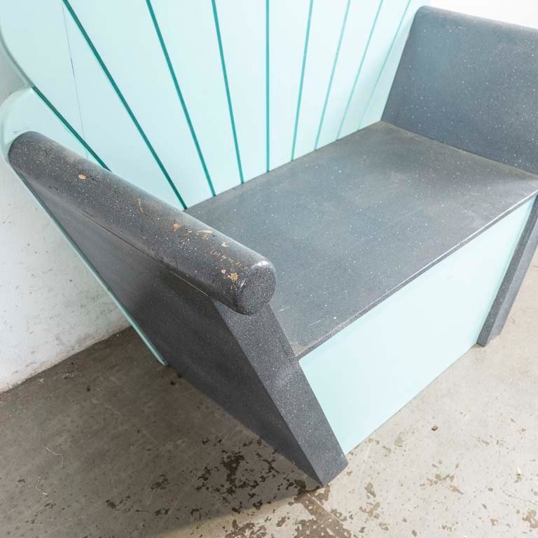 Trono fantasía en color celeste y gris - imagen 2